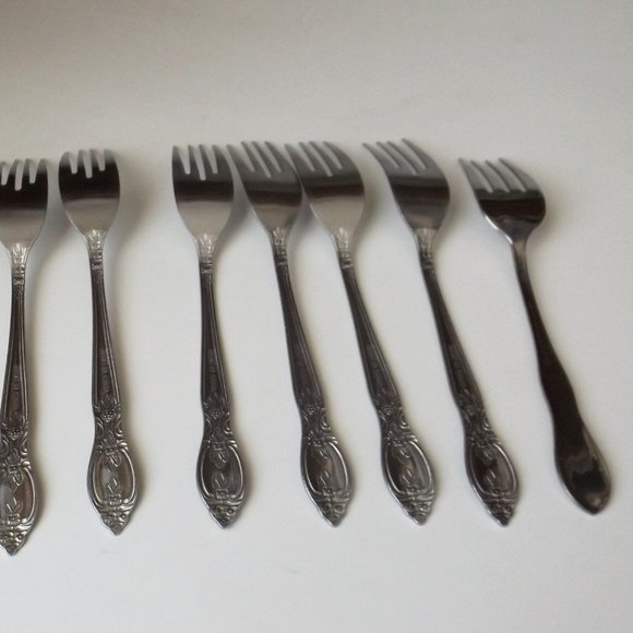 Vintage stainless steel 9 forks, mix match (#EV1580) - Picture 4 of 5
